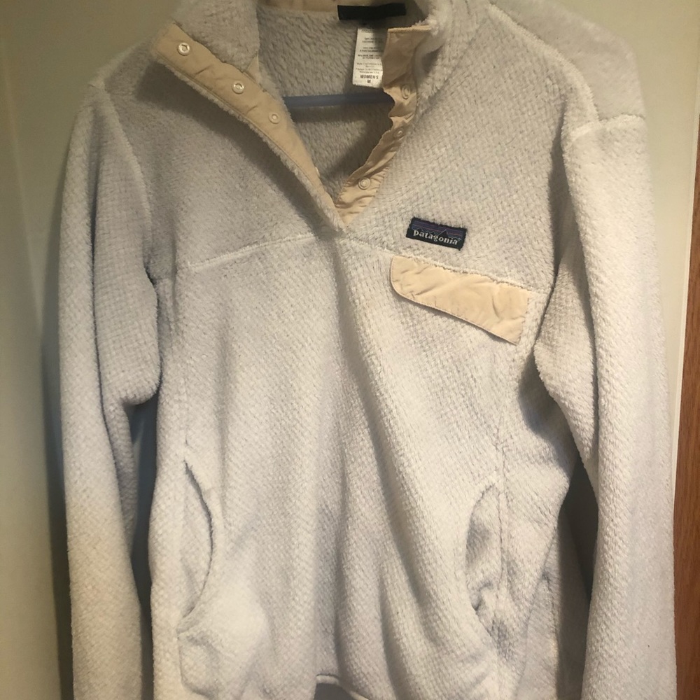 Patagonia fleece T snap white women M